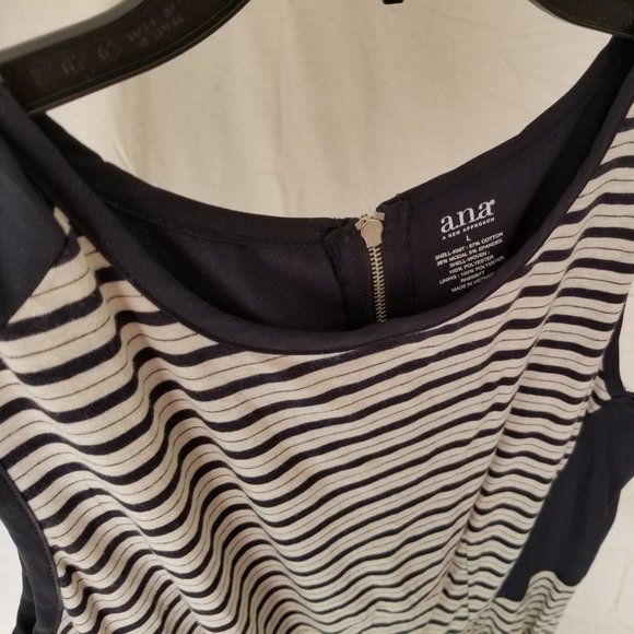 a.n.a. A NEW APPROACH Sleeveless Black & White stripe dress sz-Large - Picture 5 of 5